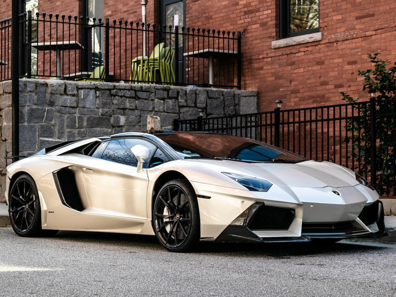 lamborghini 10 Tips for the Perfect Trip to the UAE: What to Know Before Your Trip