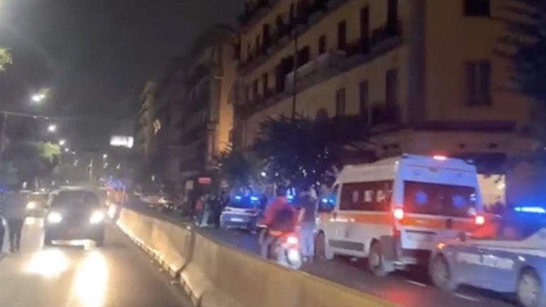 Napoli, oltre al 15enne ucciso ci sono altri due minorenni feriti nella notte di fuoco