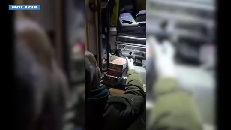 Trafficante internazionale di droga fermato a Civitavecchia