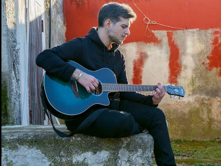 Carlo Vannini pubblica il suo album di debutto “Punto e accapo”