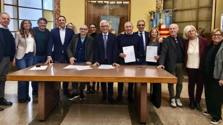 Confcommercio Salerno per LUCI D’ARTISTA 2024 con i concerti jazz e le fiabe