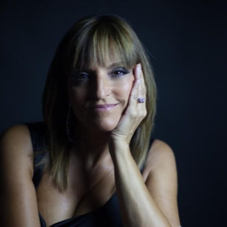 Il soprano Monica De Rosa McKay si esibisce alla Domus Ars di Napoli