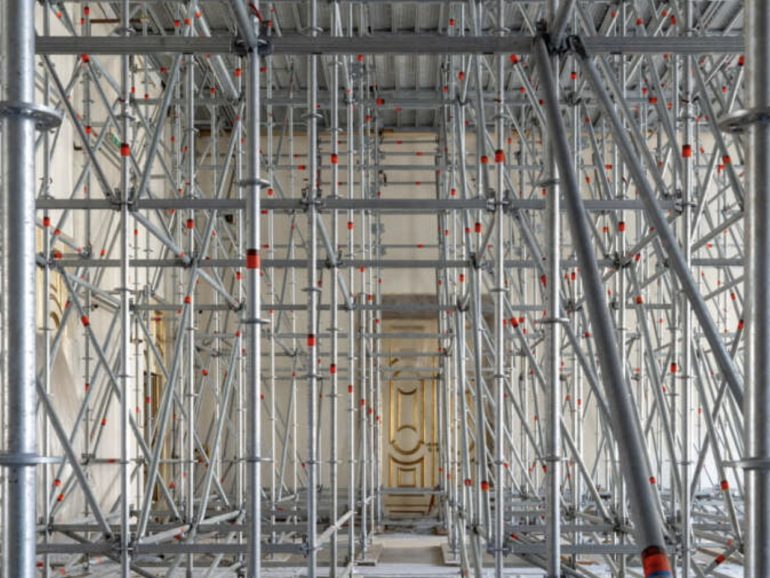 Reggia di Caserta, avviati i lavori di rimozione del solaio della Sala della Gloria