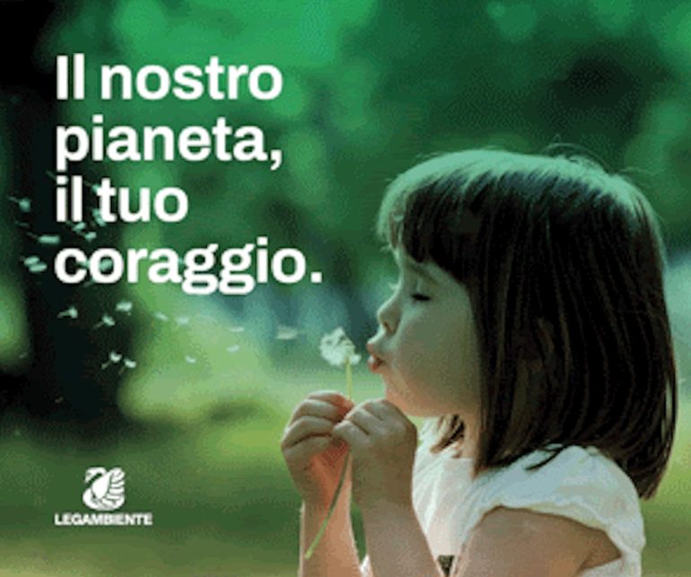 In Campania la campagna di Legambiente con COREPLA. Al centro il riciclo degli imballaggi in plastica