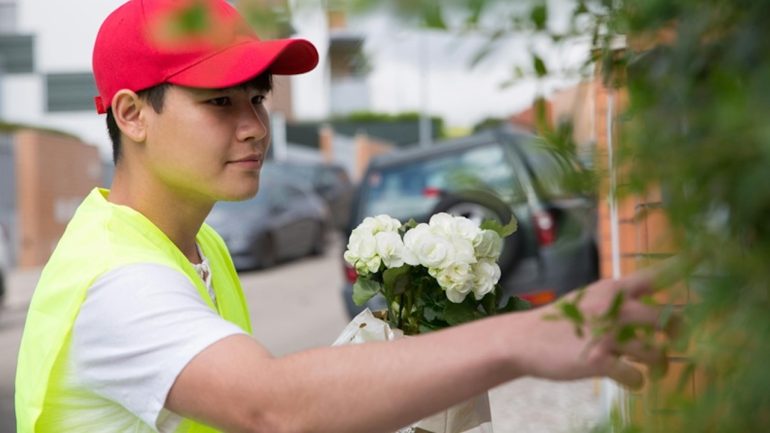 Consegna fiori a domicilio a Roma: il servizio rapido e affidabile per ogni occasione