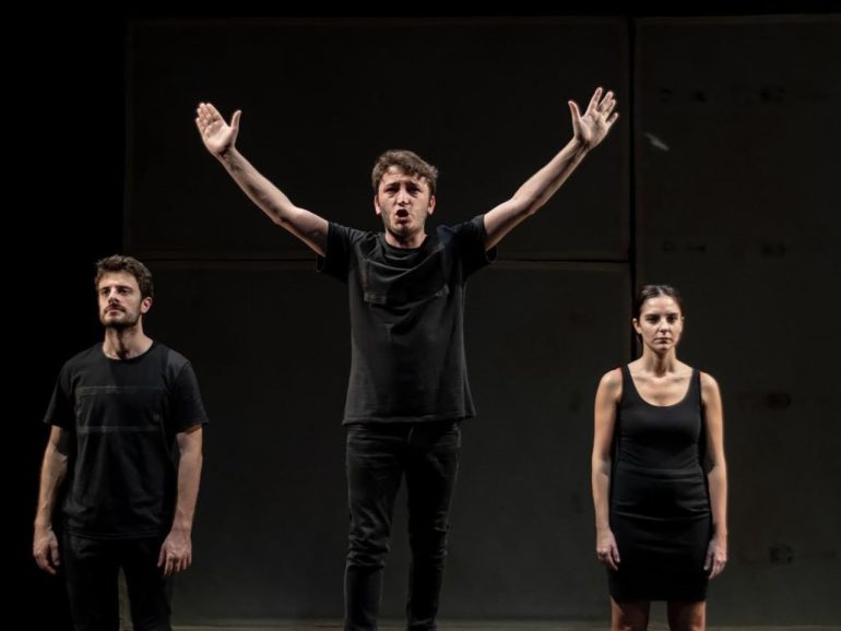 Mutaverso Teatro, va in scena “Dov’è la Vittoria” del collettivo BEstand