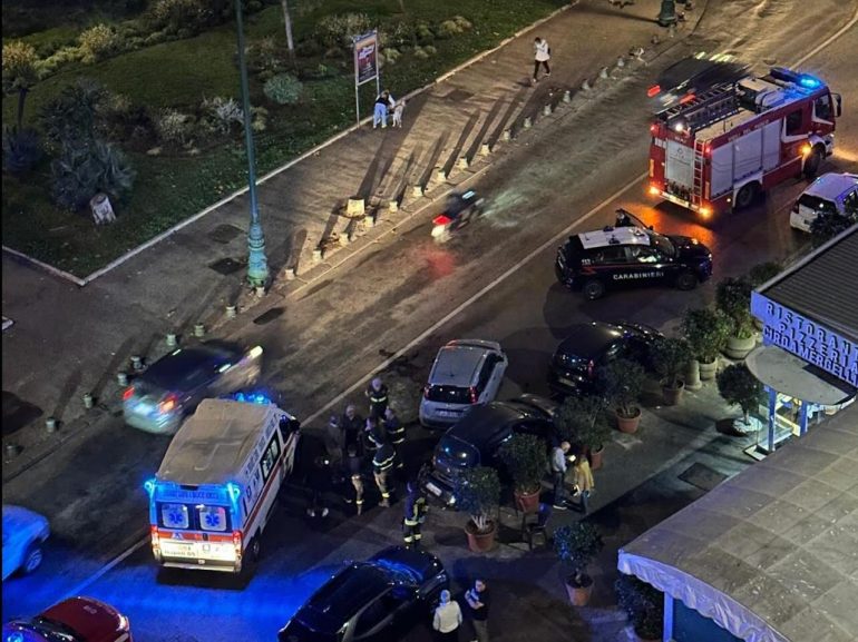 Mergellina, perde il contr