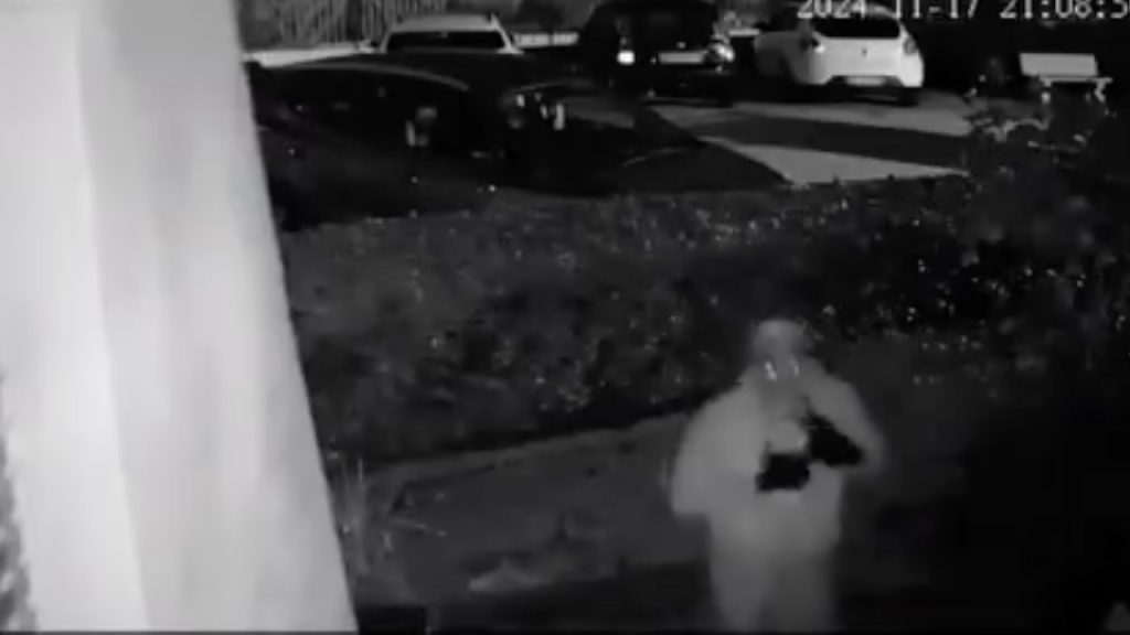 Mugnano, ladro solitario tenta di entrare in casa di due anziani