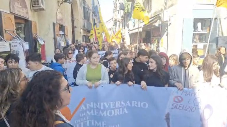 Camorra, figlio vittima strage Ponticelli: “Aspetto giustizia da 35 anni”