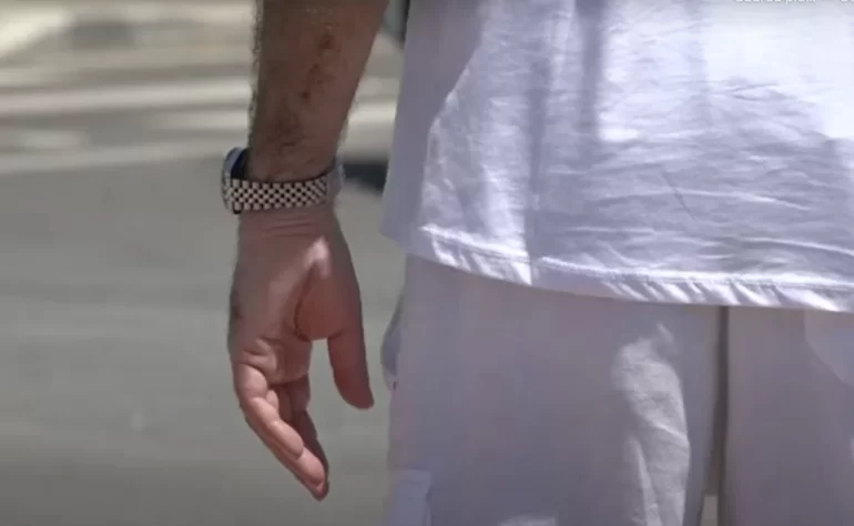 Napoli, aveva rapinato un costoso orologio a un turista a Marbella: arrestato