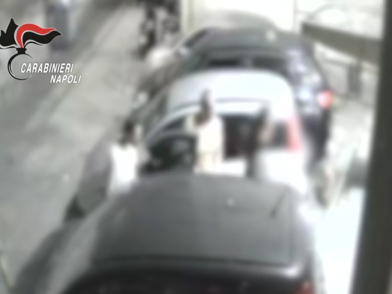 Napoli, rapina a Neres: arrestati i tre banditi