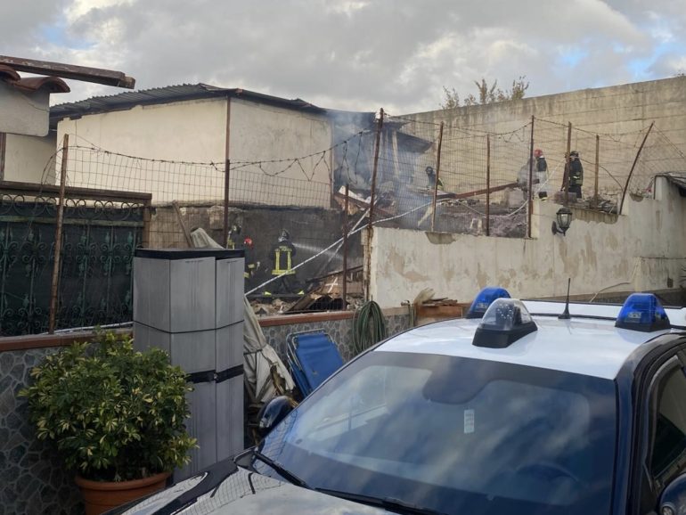 Ercolano, esplode fabbrica di fuochi d’artificio: due morti accertati