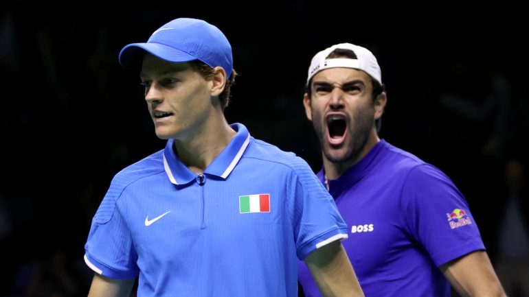 Berrettini e Sinner trascinano l’Italia nella finale bis di Coppa Davis