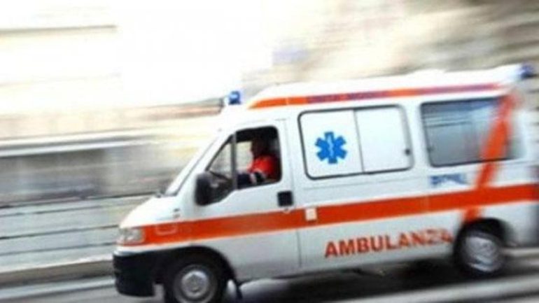 Grave incidente stradale nel salernitano: 21enne lotta tra la vita e la morte
