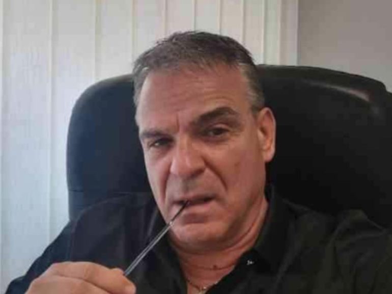 Casavatore, sfiducia al sindaco