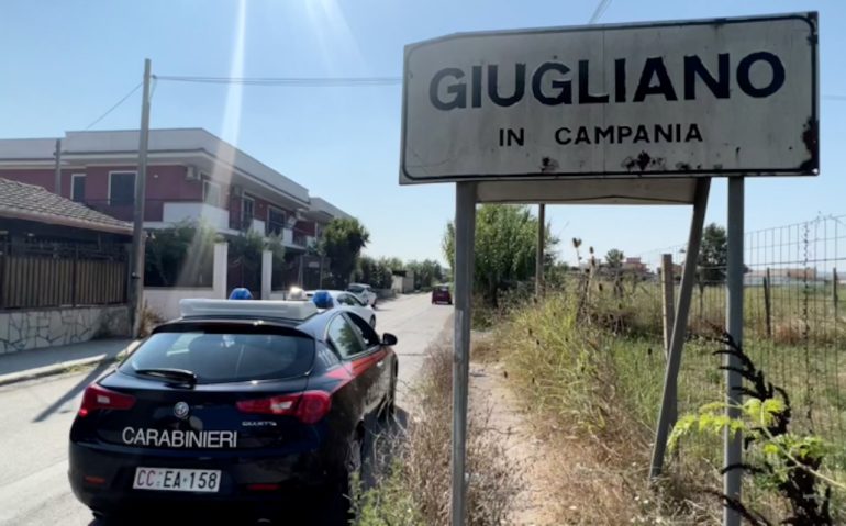 Giugliano, 200 grammi hashish nascosti negli slip: arrestato 33enne