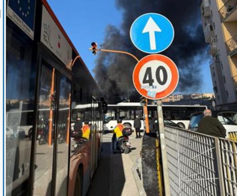 Napoli, spento l’incendio nella cabina elettrica di Fuorigrotta