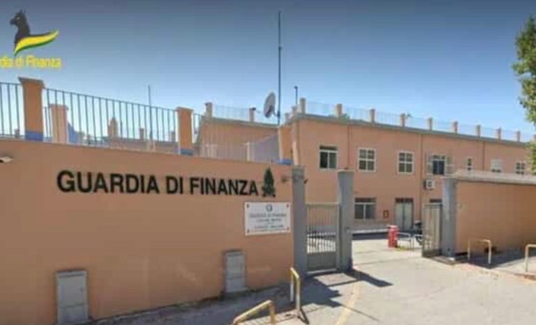 Salerno, chiusi quattro locali