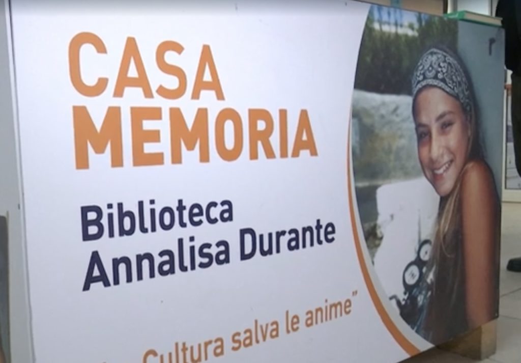 Sos per la Biblioteca Annalisa Durante, il comune di Napoli: “Mai abbandonata”