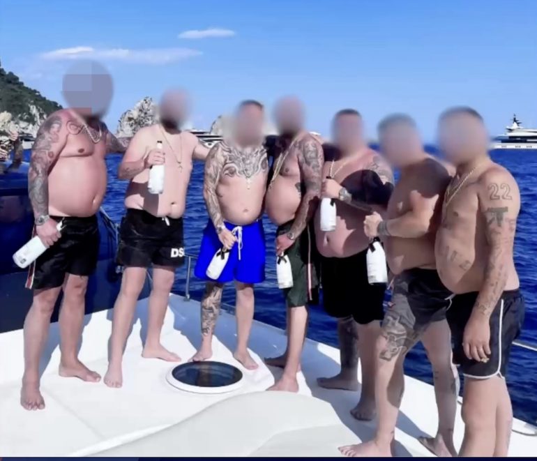I boss del clan Amato Pagano comunicavano ogni giorno dal carcere. Tutti i nomi degli arrestati