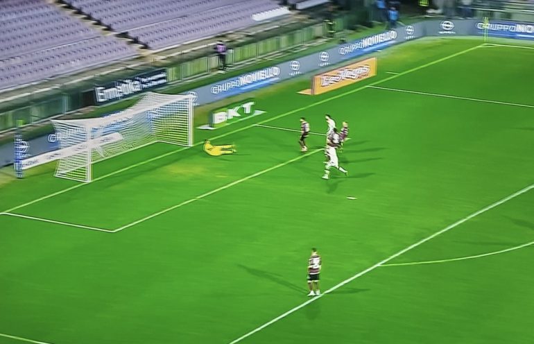 La Juve Stabia vince il derby a Salerno e si siede al tavolo dei grandi della serie B