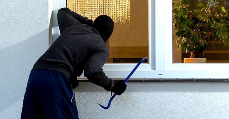 Mariglianella, ladri in azione durante le festività: 2 arresti