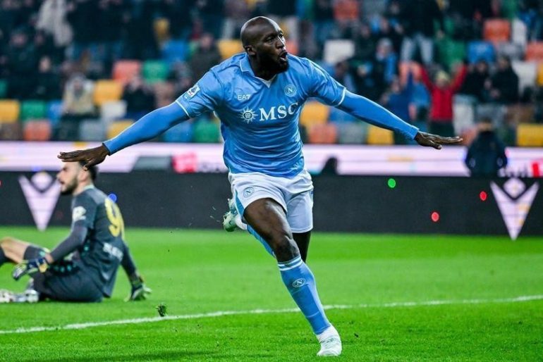 Lukaku dice no ai soldi degli arabi: vuole vincere ancora a Napoli
