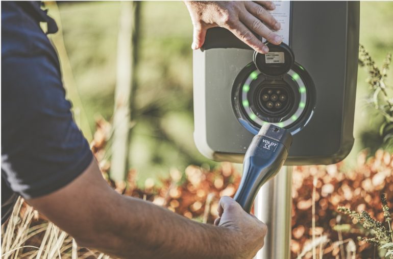 Cavi elettrici per auto: guida definitiva alla scelta per la ricarica ottimale 