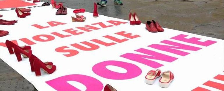 A 13 anni si addormenta a scuola: “La notte non dormo, ho paura che papà uccida mamma”