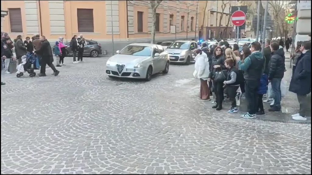 NAPOLI: MATTARELLA A VILLA ROSEBERY PER IL TRADIZIONALE SOGGIORNO DI INIZIO ANNO