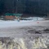 Roccaraso dopo il passaggio degli Unni. Un’esplosione di visitatori ha invaso Roccaraso ieri, domenica, generando traffico intenso e disagi lungo la Statale 17. Oltre 10mila person
