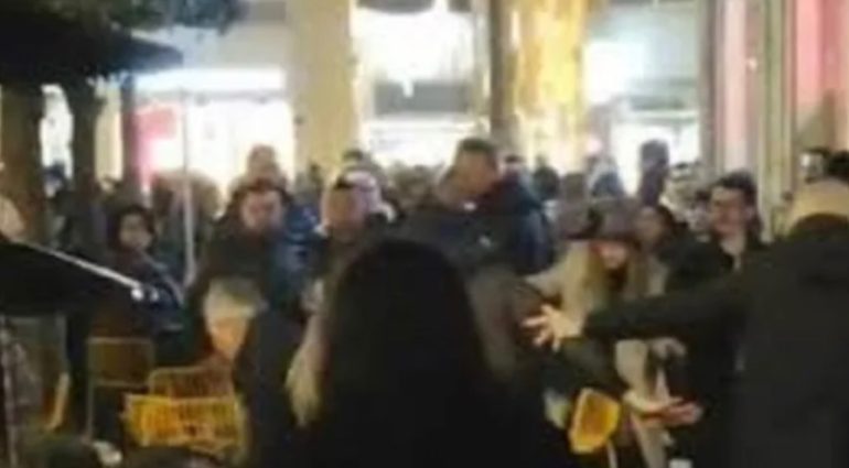 Avellino rissa al concerto di Capodanno: denunciati i primi due partecipanti