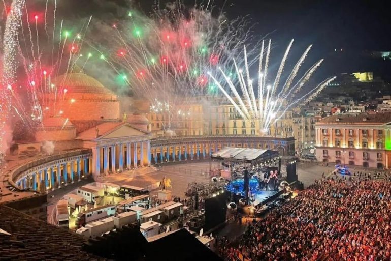 Capodanno a Napoli, piano sicurezza in Prefettura: sorveglianza rafforzata tra Plebiscito e Lungomare