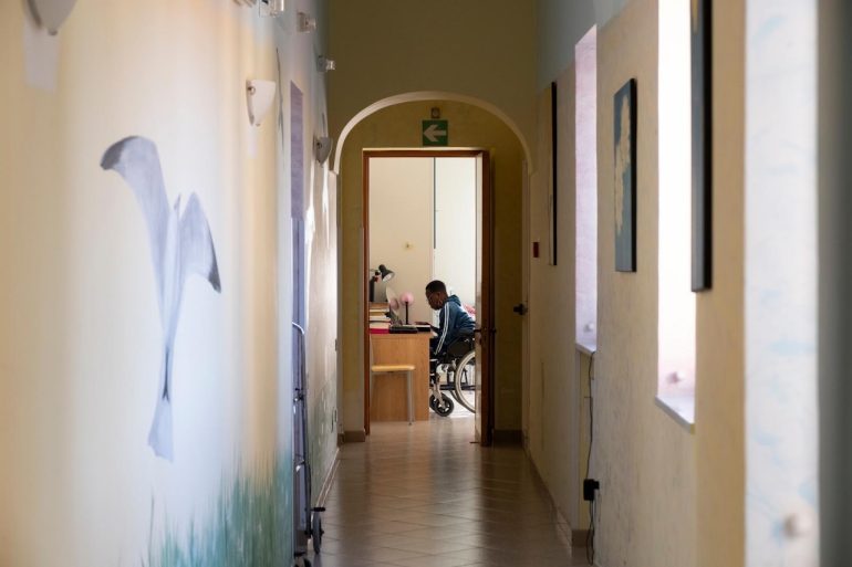 Napoli, il Cardinale Battaglia inaugura il polo della Carità: apre Casa Bartimeo