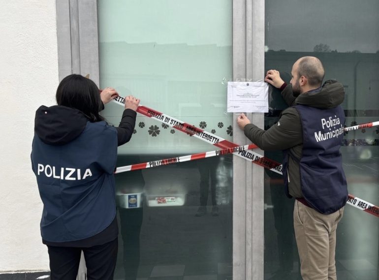 Pietrelcina, alimenti senza tracciabilità e preparazioni gastronomiche scadute: chiuso ristorante