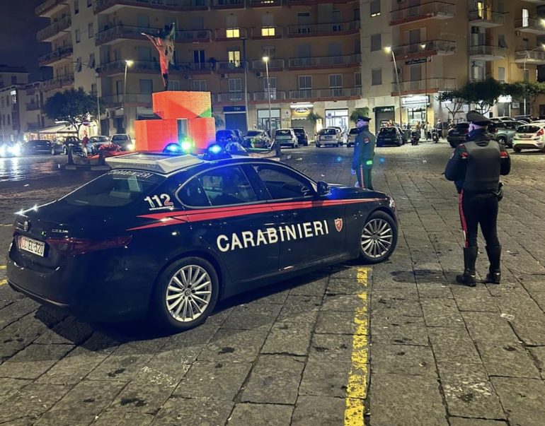 Portici, inseguimento ai banditi della "Giulietta Rossa": refurtiva recuperata, ladri in fuga