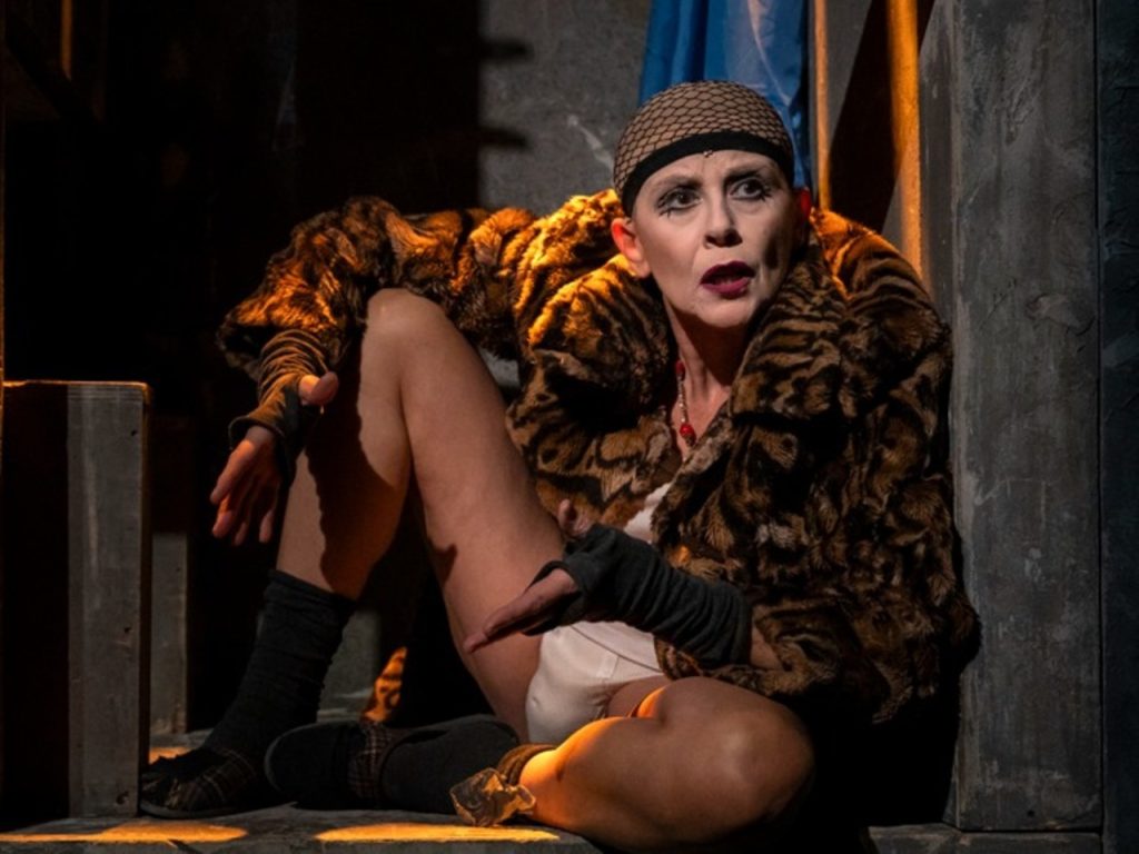 Scannasurice di Enzo Moscato al Teatro Nuovo di Napoli per la regia di Carlo Cerciello