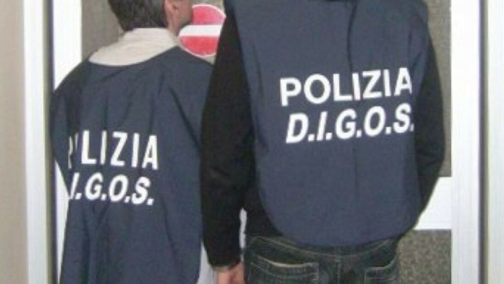 Napoli, arrestato affiliato all’Isis