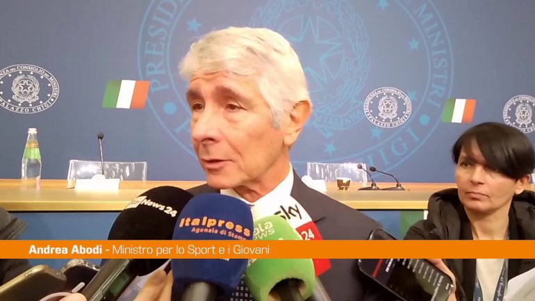 Il Ministro Abodi celebra il centenario del Napoli: un secolo di emozioni e storia