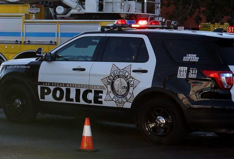 Un Cybertruck Tesla esplode davanti al Trump Hotel di Las Vegas, un morto