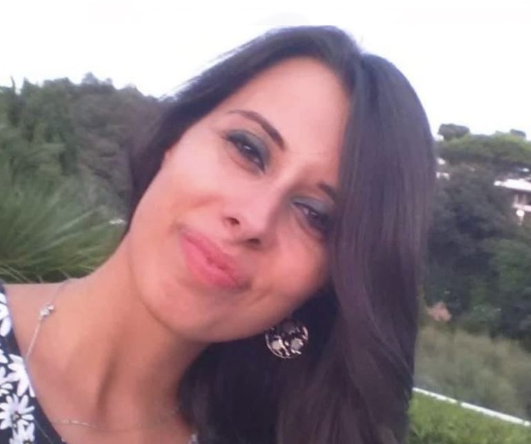 Carbonbara di Nola, insegnante 36enne trovata morta a casa di un amico