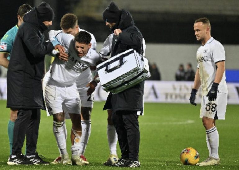Napoli, trauma contusivo al polpaccio per Olivera: allarme rientrato