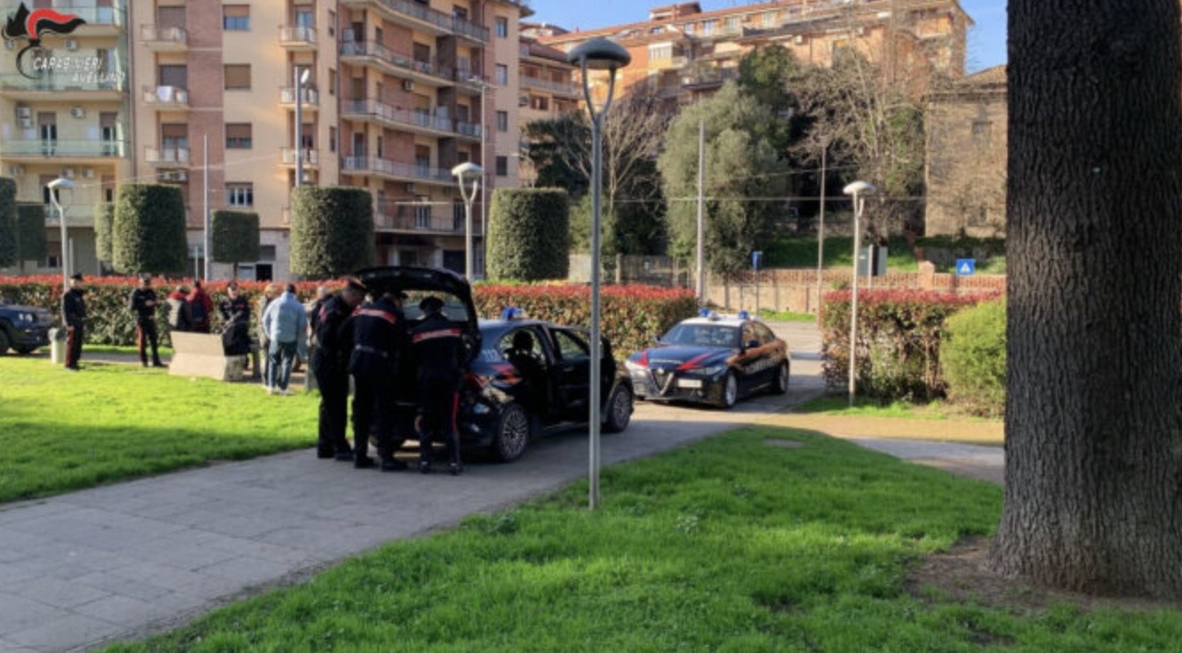 Avellino, spaccio nel parco Di Nunno: arrestati 5 pusher