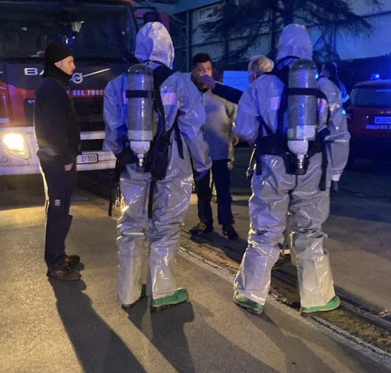 Fuga di ammoniaca alla Frigo Caserta: morto operaio di 19 anni di Napoli