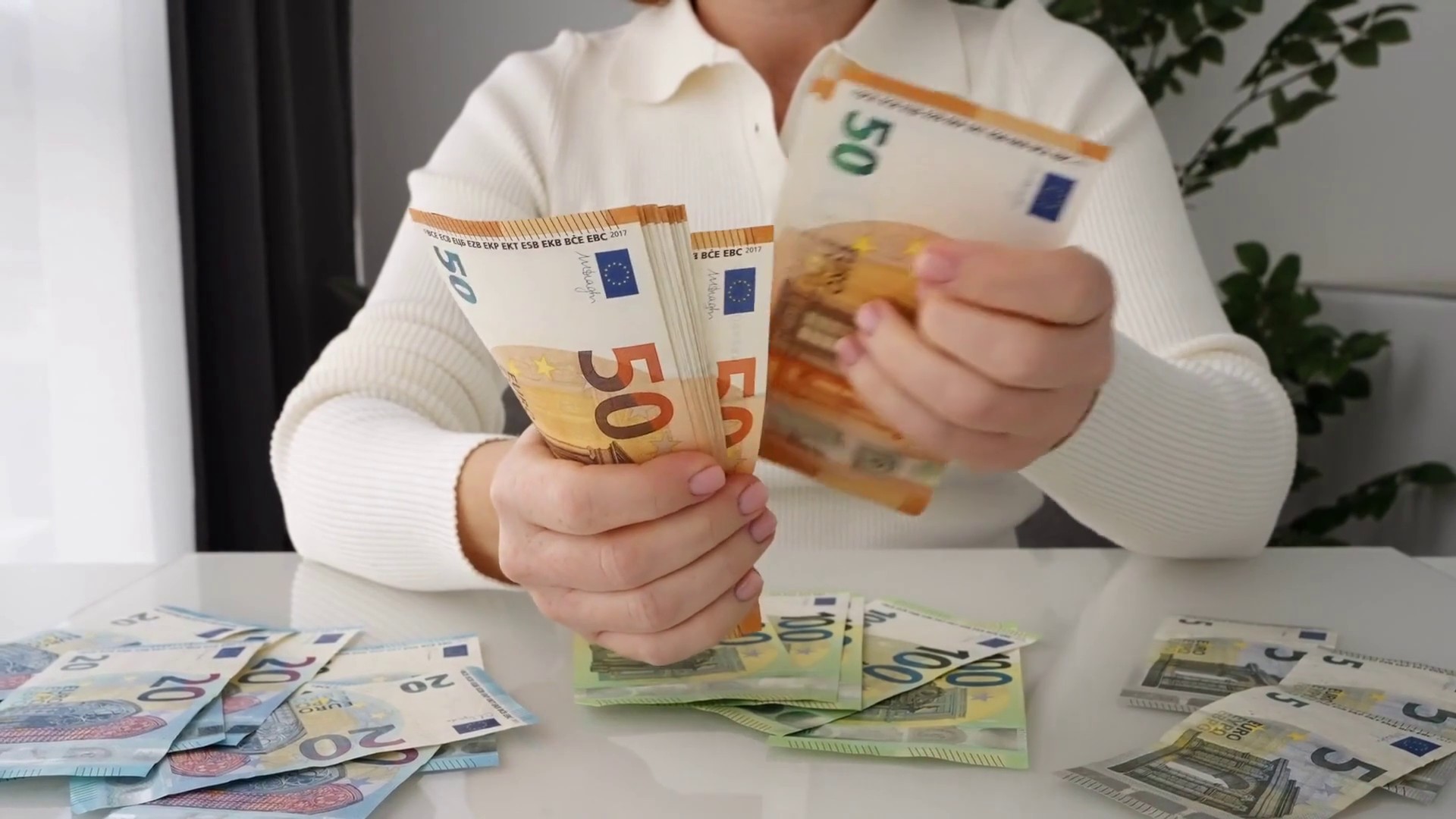 Solo un terzo degli italiani ha effettuato risparmi negli ultimi mesi