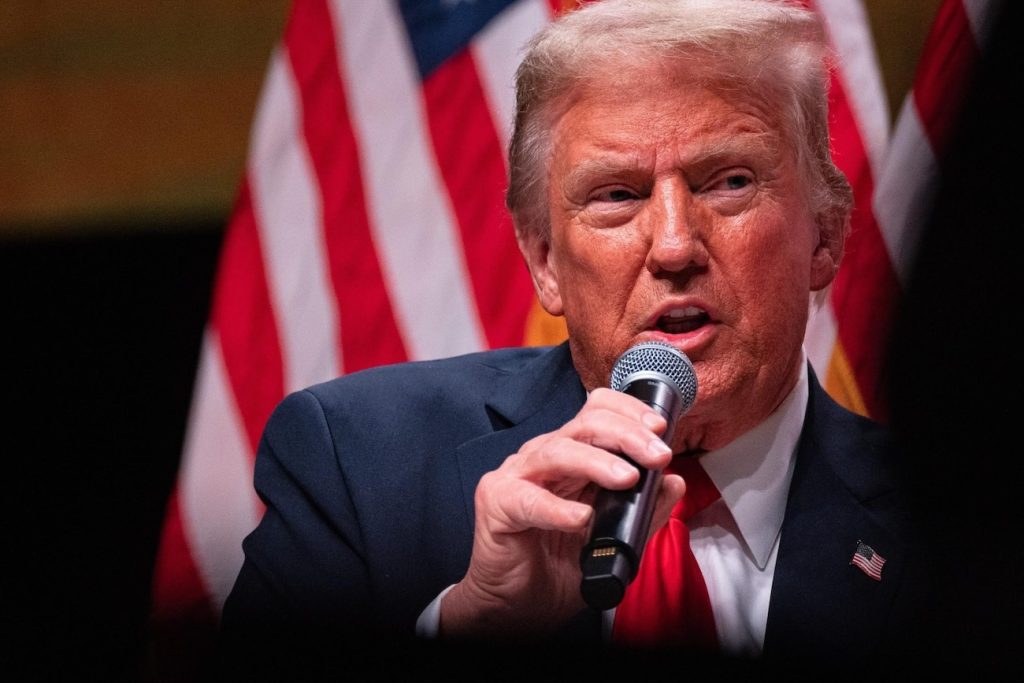 Incontro non programmato in Florida tra Meloni e Trump