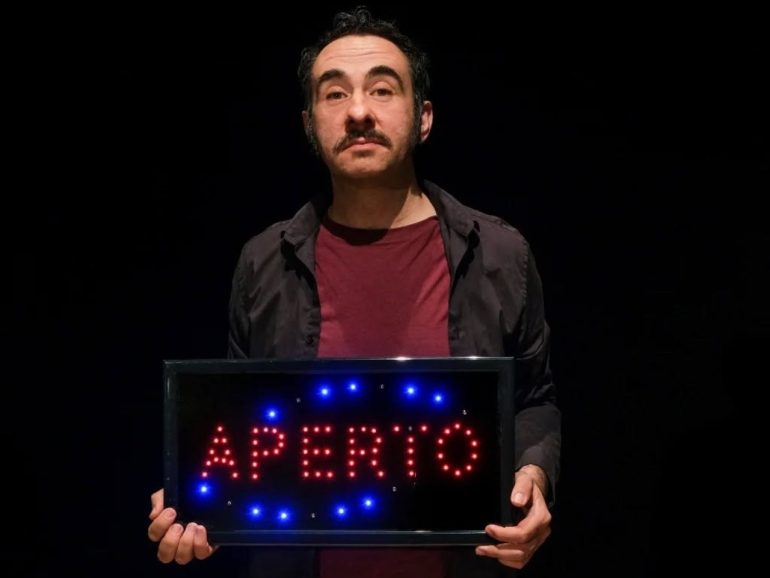 Marco Ceccotti protagonista al Nostos Teatro nel programma LOL Talent Show