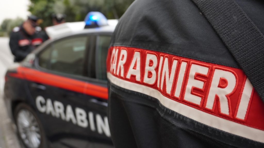 Santa Maria Capua Vetere, scappa in bici alla vista: denunciato per droga