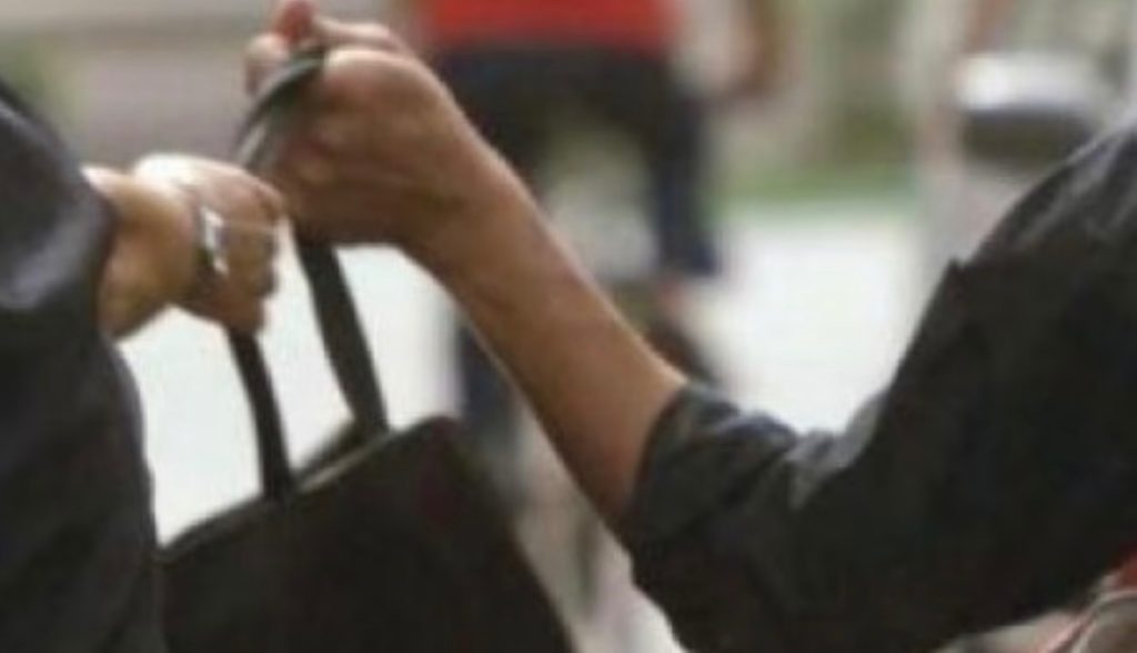 Castellammare, arrestato lo scippatore seriale violento