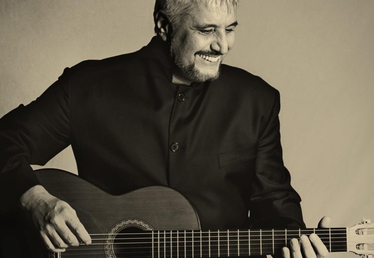 Poste Italiane celebra Pino Daniele: domani folder e annullo